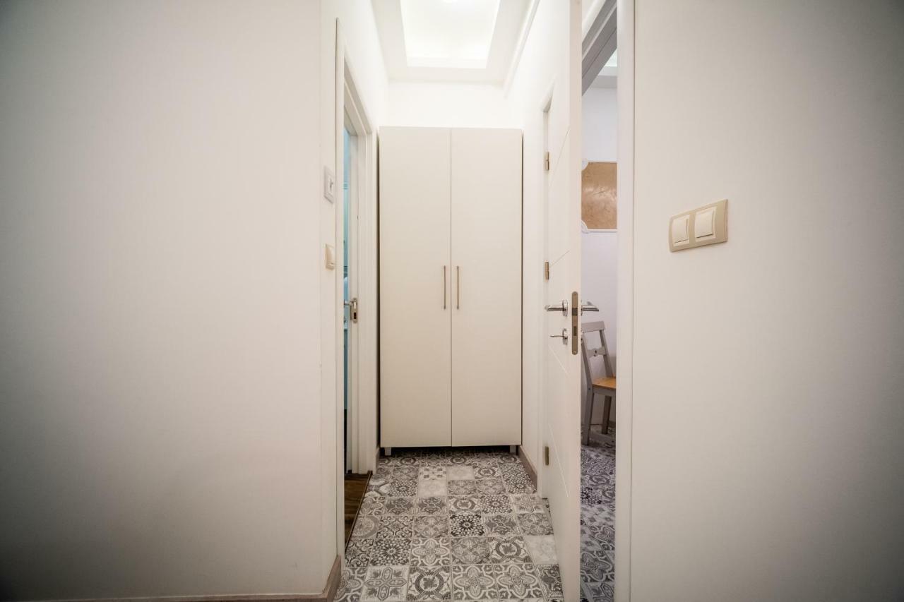 Sofia Pearl Life Apartment - No Window Apartment Экстерьер фото